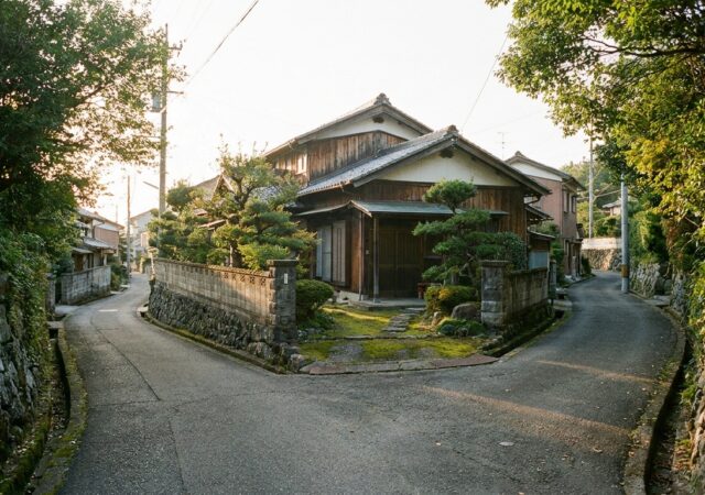 空き家は「売る」べきか「活かす」べきか―判断のポイントと実例